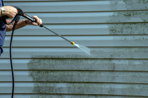 Best Pool Deck Cleaning  in Oakley, KS
